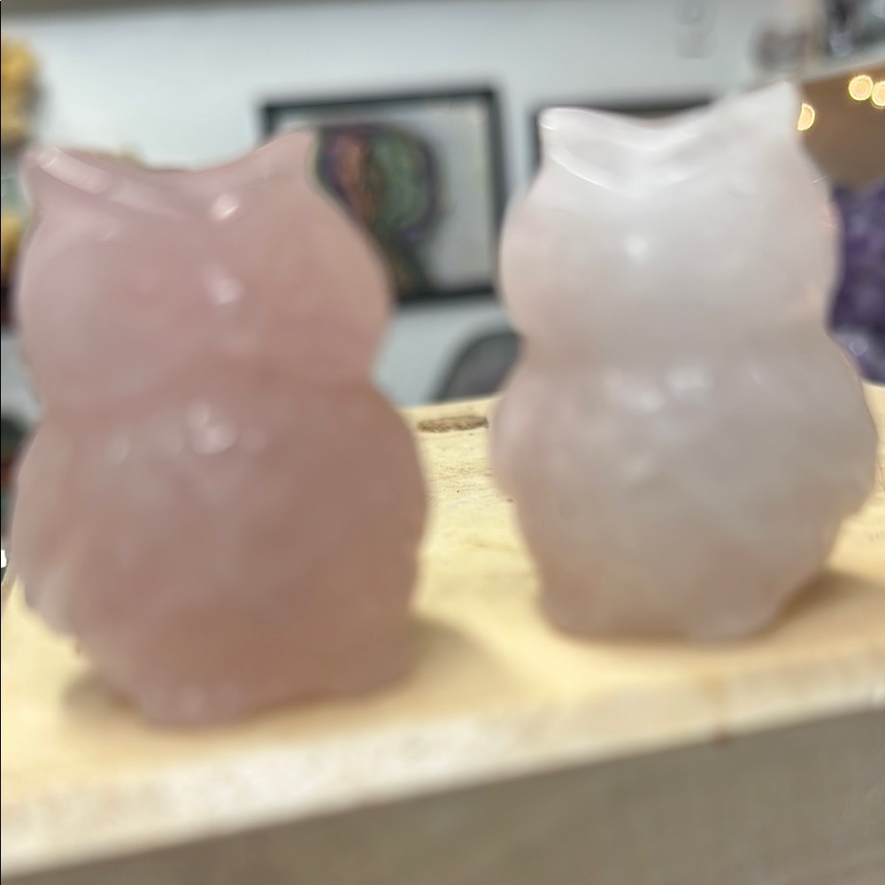 Rose quartz, owl, figurines